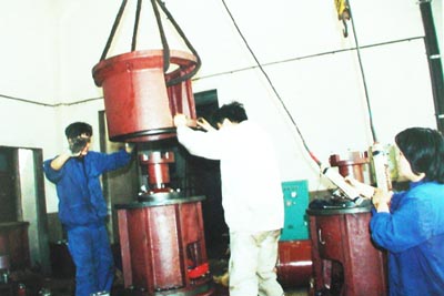 污 水 泵 厂